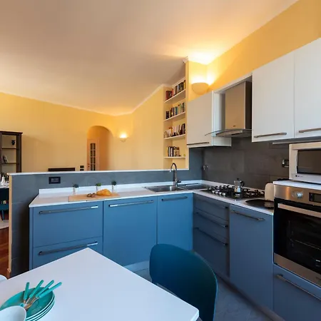 Lovely Via Nizza - Happy